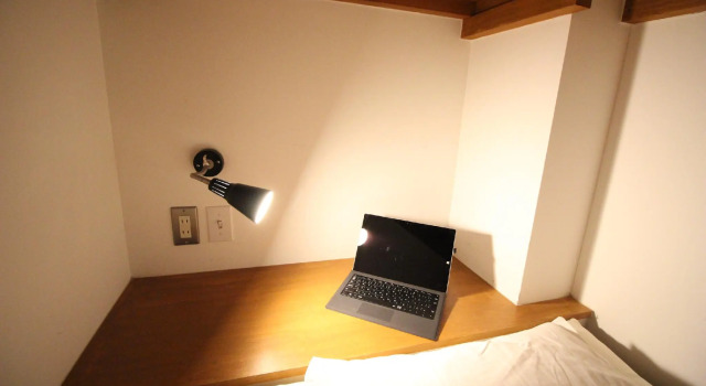 Кровать в общем номере THE NEXT DOOR Dormitory & Private Hostel