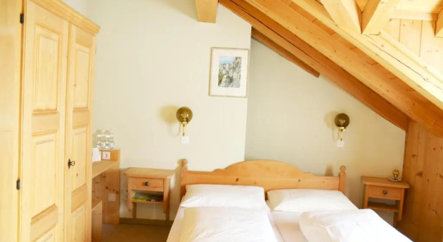 Трёхместный номер Standard Casa Tödi Restaurant Hotel