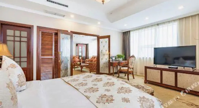 Люкс River Romance Hotel