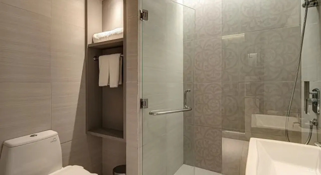 Grandiose chambre Whiz Luxe Hotel Spazio Surabaya