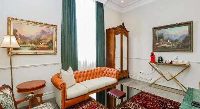 Полулюкс Standard The Monarch Hotel
