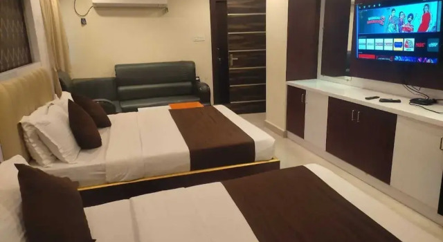 Люкс Deluxe HoTEL NARMADA GRAND