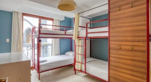 Кровать в общем номере Hotel Brio Centro