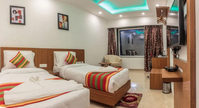 Номер Deluxe Hotel Suktara International