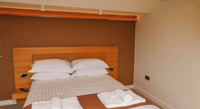 Apartment 3