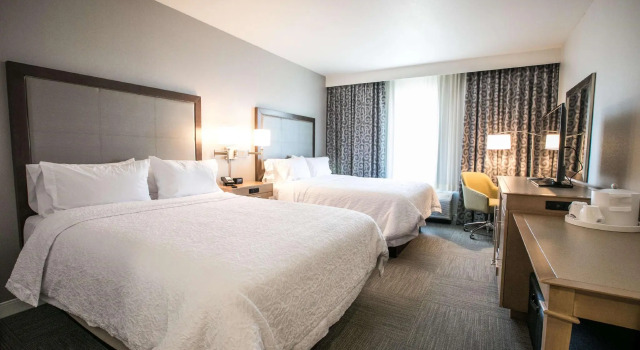 Четырёхместный номер Standard Hampton Inn & Suites Tempe/Phoenix Airport, Az