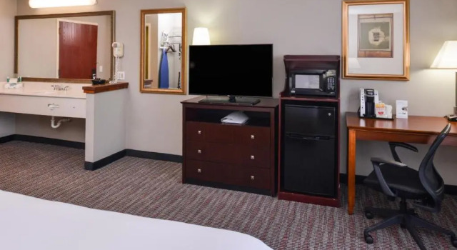 Люкс Spark By Hilton North Little Rock
