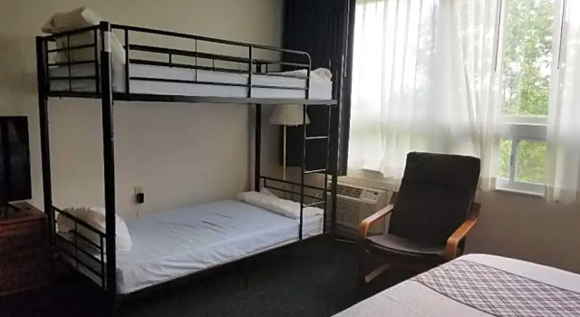 Шестиместный номер Standard Travelodge by Wyndham Lake George NY