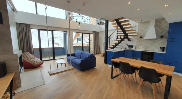 George Snow Apartments in New Gudauri - fireplace, 50m to Gondola lift, Rezerwuj Apartament Hotele w Mtkheta-Mtianeti z basenem, Basen