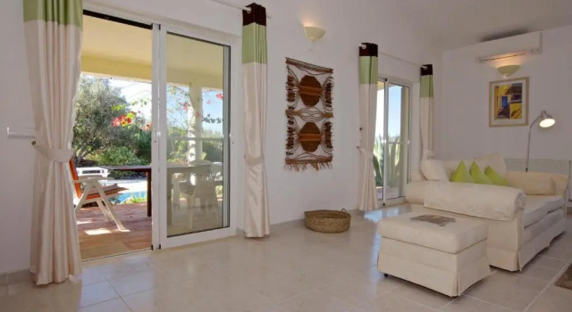 Casa Canela by Portucasa, Забронировать Отель Сан-Браш-ди-Алпортел Сотавенто, рядом с Old Town