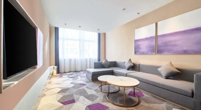 Люкс Deluxe Lavande Hotel (Gaobeidian Xinchang South Street Wudaokou Branch)