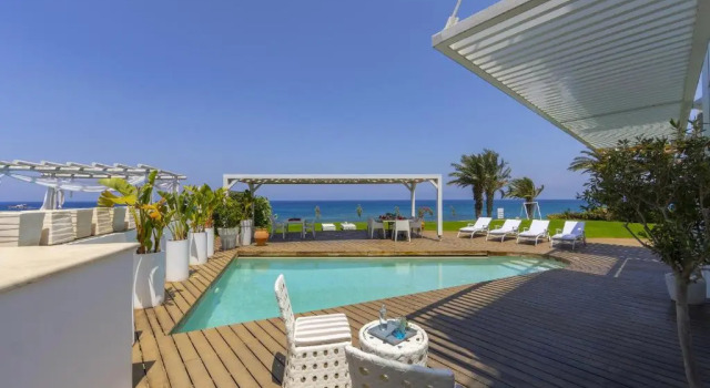 Luksusowa willa Beachfront Dream Villa