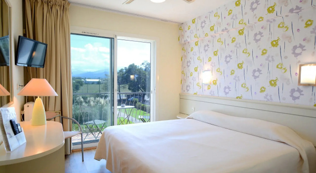 Hôtel Spa La Madrague, Varaa Lomakeskus  