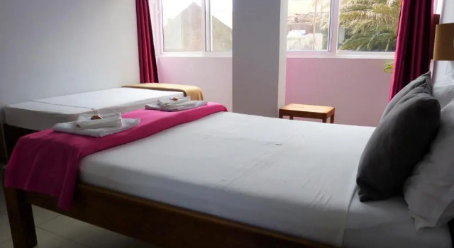 kasa Tambla, Rezervovat Hotel Hotely v Barlavento Islands s parkováním, Parkování