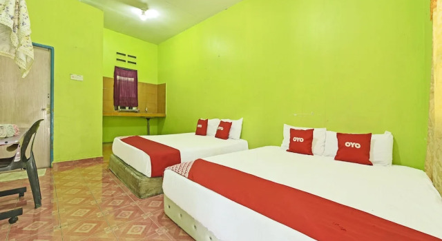Люкс OYO 90566 Homestay Tg Gemok