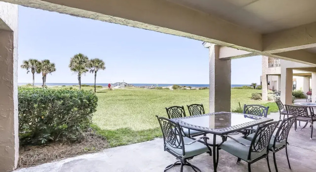 Sailmaker 203 Lovely 2BR Oceanfront Patio Pool, Buchen Sie Ferienwohnung Amelia Island 
