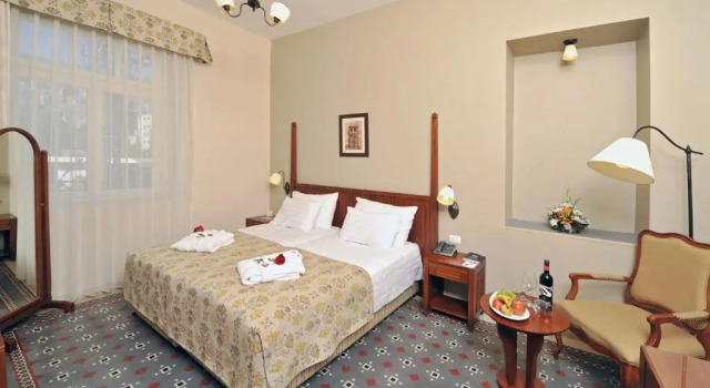 Двухместный номер Deluxe The Colony Hotel