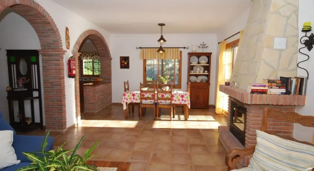 Modern Villa in Frigiliana With Private Swimming Pool, Varaa Villa Frigiliana Axarquía