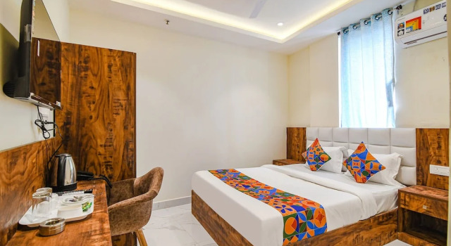 Номер Deluxe Fabhotel The Hastings Club