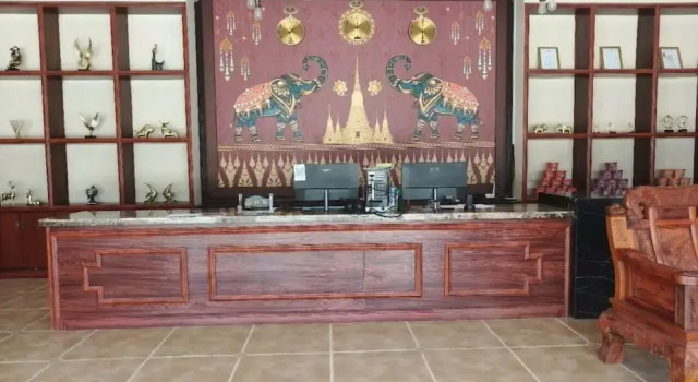 Ku pa Jiao  Garden Hotel, Varaa Hotelli Hotellit Khammuan Province aamiaisella, Aamiainen
