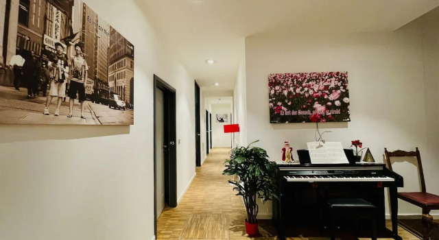 JC&BLUE Guesthouse - Hostel, Забронировать Хостел Хостелы Франкфурт-на-Майне, рядом с Peace Research Institute Frankfurt, Хостел