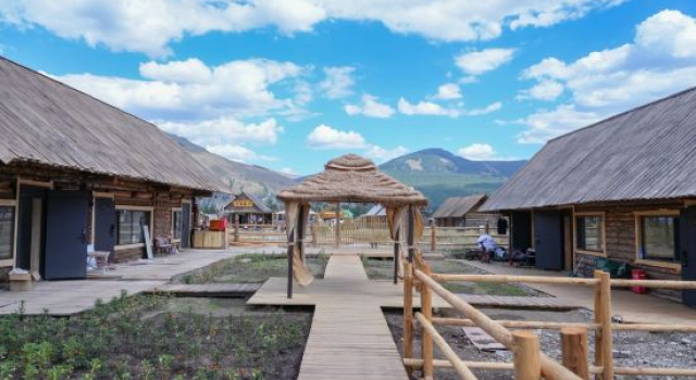 Pure Land Mountain Villa · Half Day Leisure Luxury Realm Resort Homestay (Kanas Scenic Area Branch), Reserva ahora Resort Hoteles resort en Altay, Resort