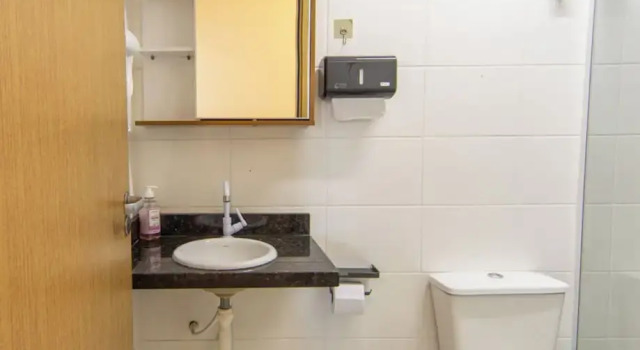 Апартаменты Apto com Ar e 2 Dorm na Vila Mirim Perto da Praia