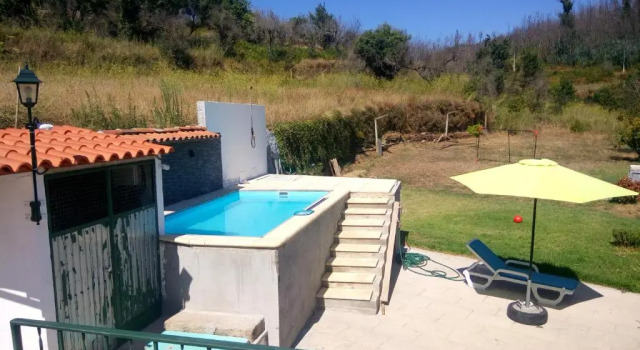 Коттедж Retiro na Natureza - Casa com piscina