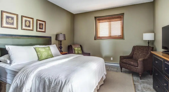 Номер Standard Bighorn Meadows Resort
