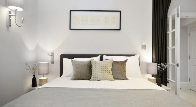Апартаменты Standard Цокольный этаж с 3 комнатами Queensgate Court Apartments