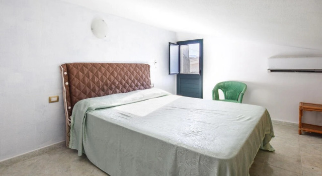 Awesome Home in Siniscola With 3 Bedrooms and Wifi