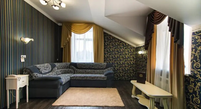 Двухместный люкс Мансарда с 2 комнатами Hotel X.O. Переездная (Икс О)