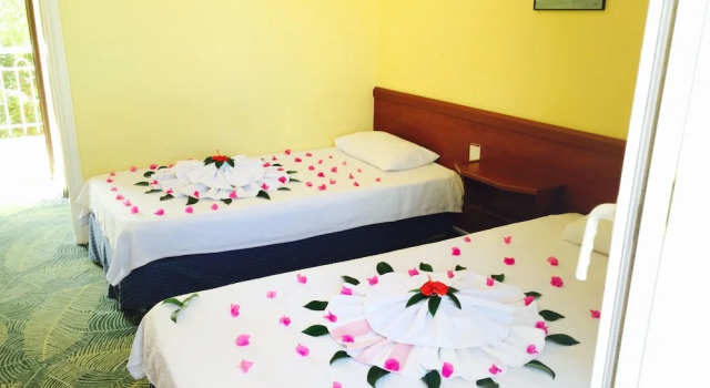 Номер Standard с балконом Paradise Hotel