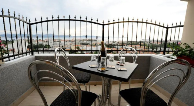 Golden View Penthouse, Забронировать Отель Задар Задарская жупания, рядом с Пляж Голден Вейв