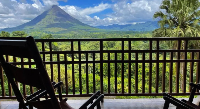 Люкс Luxury Lost Iguana Resort and Spa