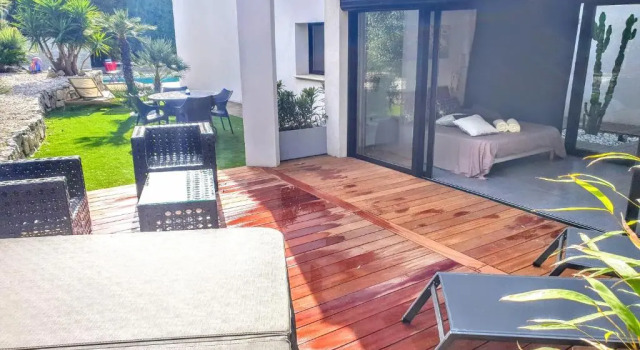Двухместный номер Standard с видом на сад La Villa Blanche