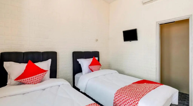 Standard Twin room Hotel O Graha Hsc Syariah