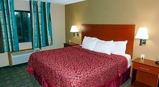 Люкс Days Inn by Wyndham Mankato