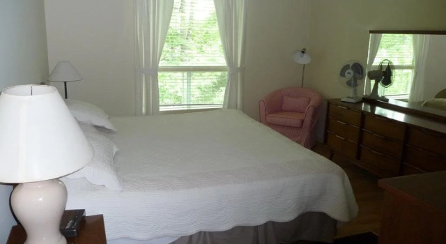 Birch Cliff Lodge on Baptiste Lake, Prenota Casa vacanze Hastings Highlands Canada