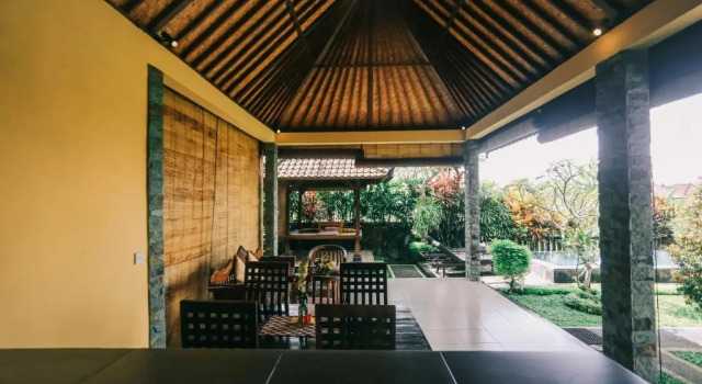 Вилла с 2 комнатами Puri Arta Villa