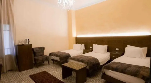 Трёхместный номер Standard La Place Hotel