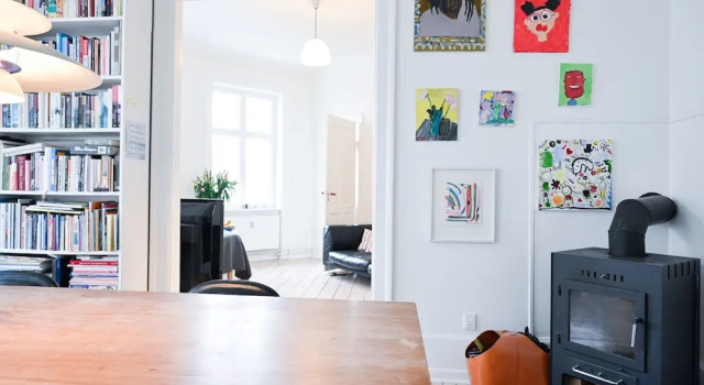 Beautiful 2-Bedroom Apartment with Designers Furniture in Downtown Copenhagen, Забронировать Апартаменты/квартира Апартаменты Копенгагена, рядом с Королевский сад, Апартаменты/квартира
