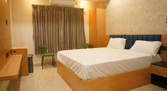 Hotel Las Vegas, Rezerwuj Hotel Hotele w Andhra Pradesh z parkingiem, Parking