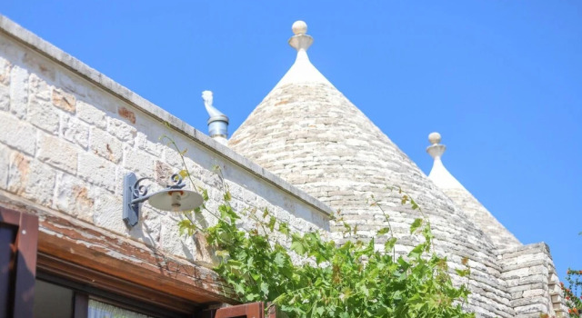 Trulli Ericla in Castellana Grotte, Забронировать Отель Отели Кастеллана-Гротте с бассейном, Бассейн