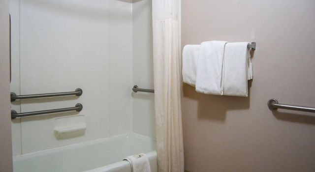 Двухместный номер Standard Quality Inn Homestead Park