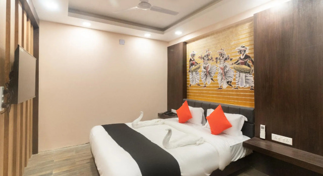 Capital O 64550 Hotel Kuber Inn, Book Hotel Dhanbad Jharkhand