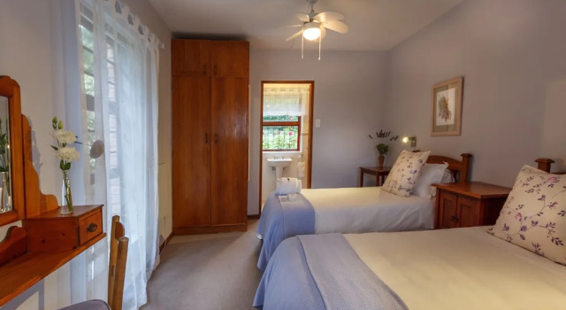Двухместный семейный номер Standard Jennys Guest House