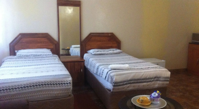 Residence Inn Guest House, Rezerwuj Pensjonat Maun Ngamiland East