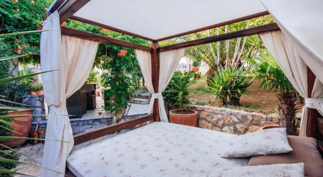 Poolicluded Holiday House Halic, Забронировать Отель Ясенице Задарская жупания