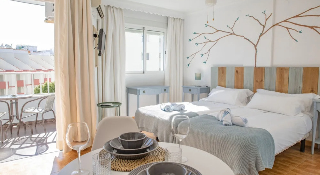 Студия с балконом Palm Beach Club Apartamentos Carihuela